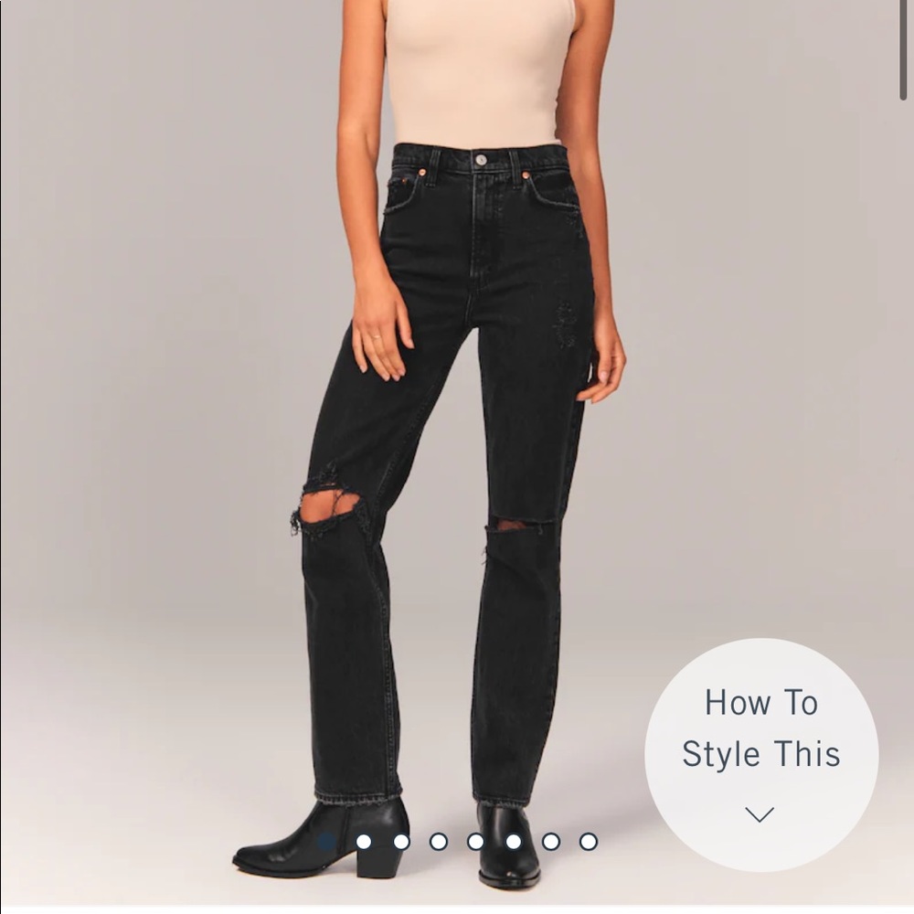 ABERCROMBIE 90s Straight Ultra High-Rise Ripped Black Jeans